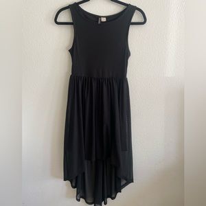 H&M sleeveless, high low dress - Size 4